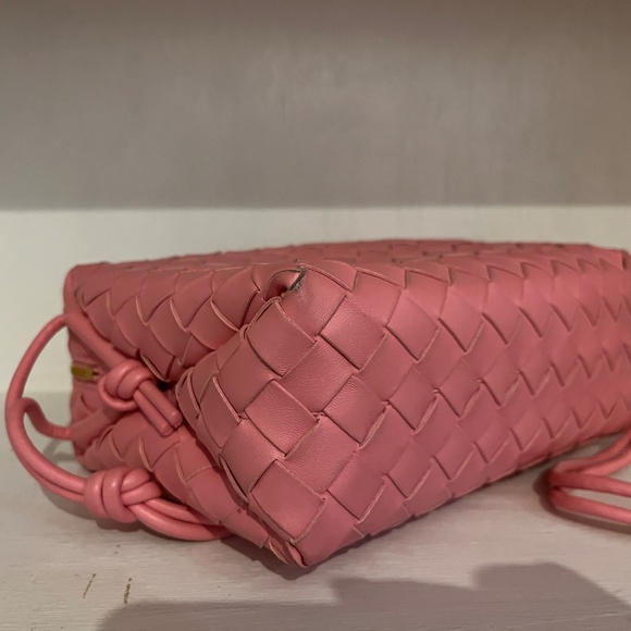 Bottega Venetta Loop Medium Bag (Ribbon/Gold Hardware) - Picture 3 of 4